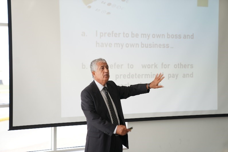Executive Director of Rakcss Lectures at AURAK